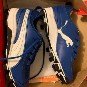 Puma Softball Cleats Womens/Girls size 7.5